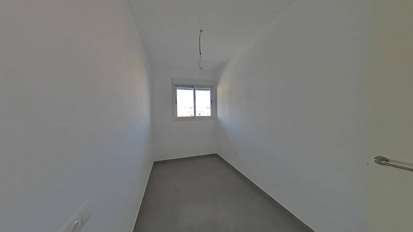 2 bedroom Apartment for sale in Gandia - € 170,000 (Ref: 9934504)