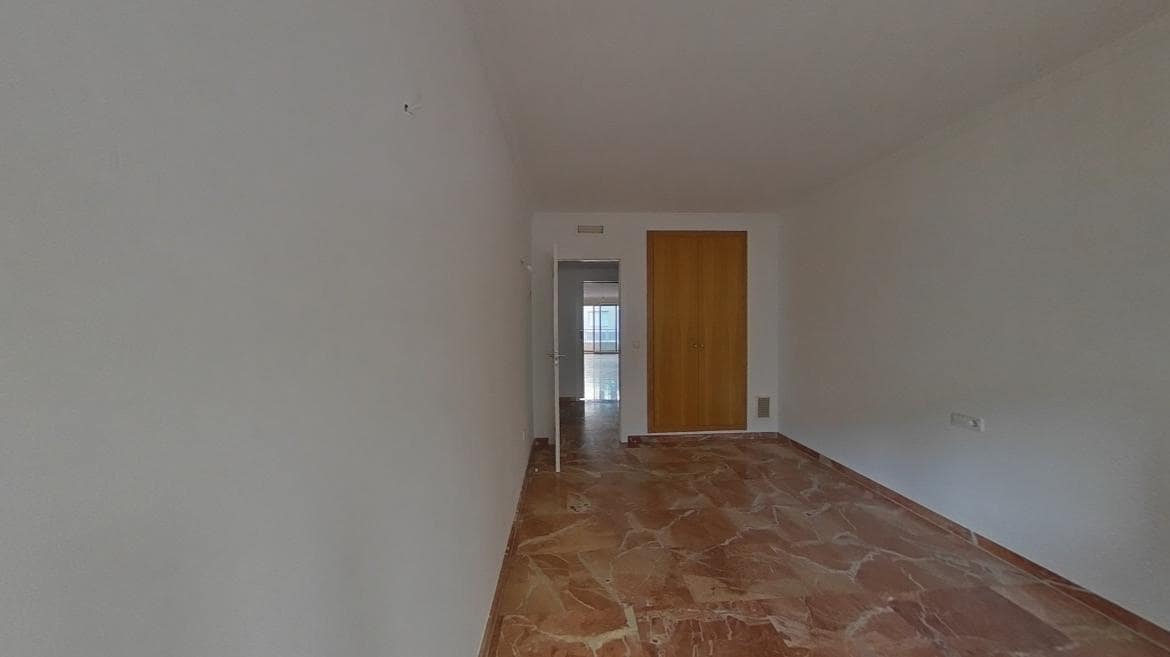 4 quarto Apartamento para venda em Gandia - 260 000 € (Ref: 9934505)