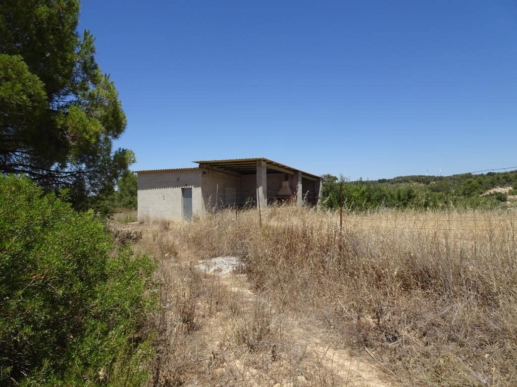 Finca/Casa di Campagna in vendita in Caseres con garage - 35.000 € (Rif: 10120574)