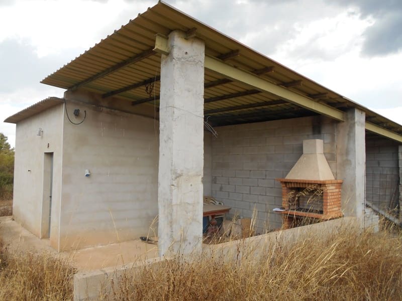 Finca/Casa di Campagna in vendita in Caseres con garage - 35.000 € (Rif: 10120574)