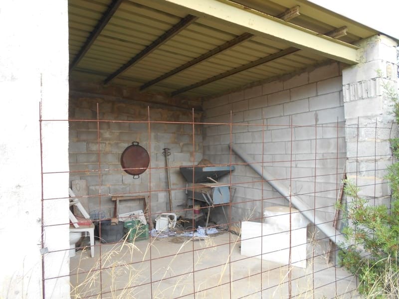 Finca/Casa di Campagna in vendita in Caseres con garage - 35.000 € (Rif: 10120574)