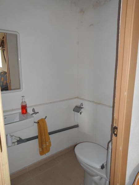 Finca/Casa di Campagna in vendita in Caseres con garage - 35.000 € (Rif: 10120574)