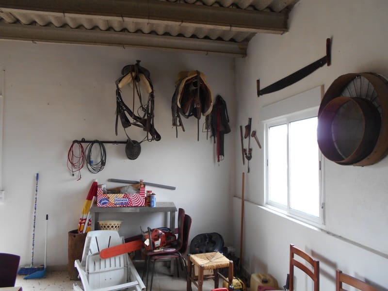 Finca/Casa di Campagna in vendita in Caseres con garage - 35.000 € (Rif: 10120574)
