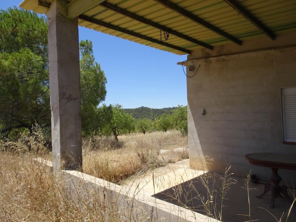 Finca/Casa di Campagna in vendita in Caseres con garage - 35.000 € (Rif: 10120574)