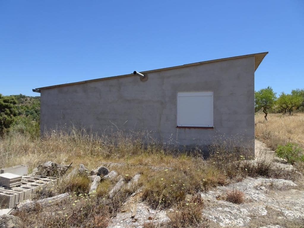 Finca/Casa di Campagna in vendita in Caseres con garage - 35.000 € (Rif: 10120574)
