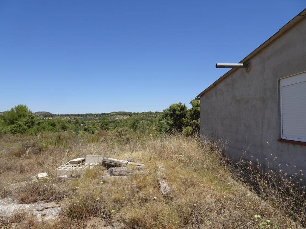 Finca/Casa di Campagna in vendita in Caseres con garage - 35.000 € (Rif: 10120574)