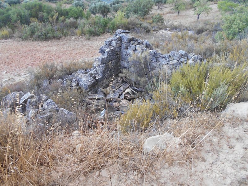 Finca/Casa di Campagna in vendita in Caseres con garage - 35.000 € (Rif: 10120574)