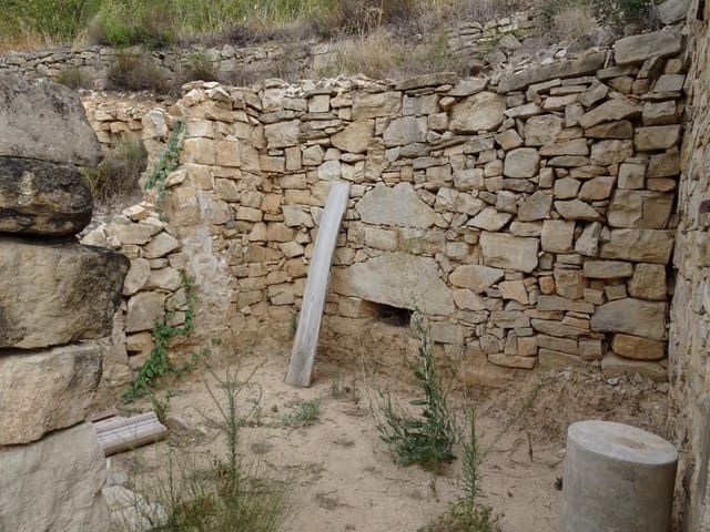 Finca/Landehus til salg i Corbera d'Ebre - € 22.000 (Ref: 5977072)