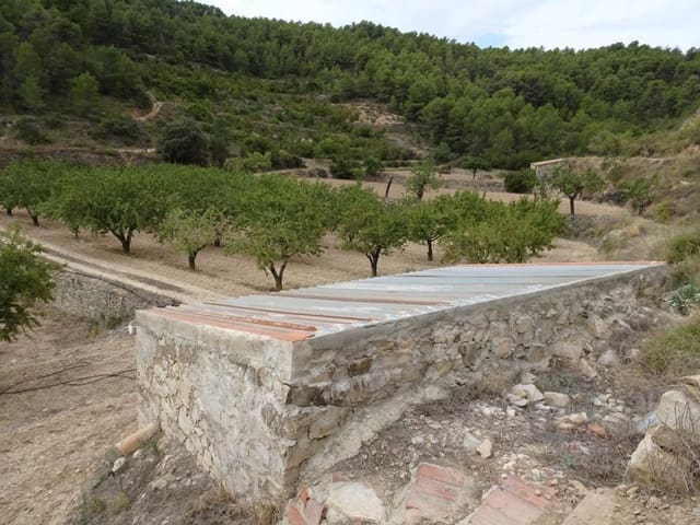 Finca/Landehus til salg i Corbera d'Ebre - € 22.000 (Ref: 5977072)