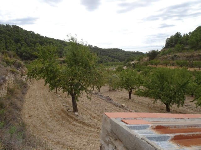 Finca/Landehus til salg i Corbera d'Ebre - € 22.000 (Ref: 5977072)