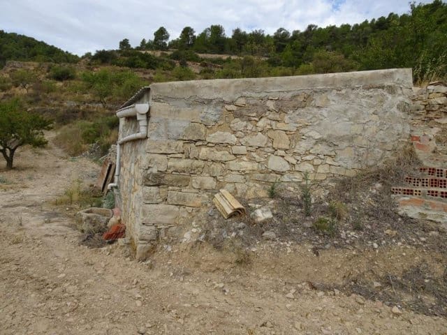 Finca/Landehus til salg i Corbera d'Ebre - € 22.000 (Ref: 5977072)