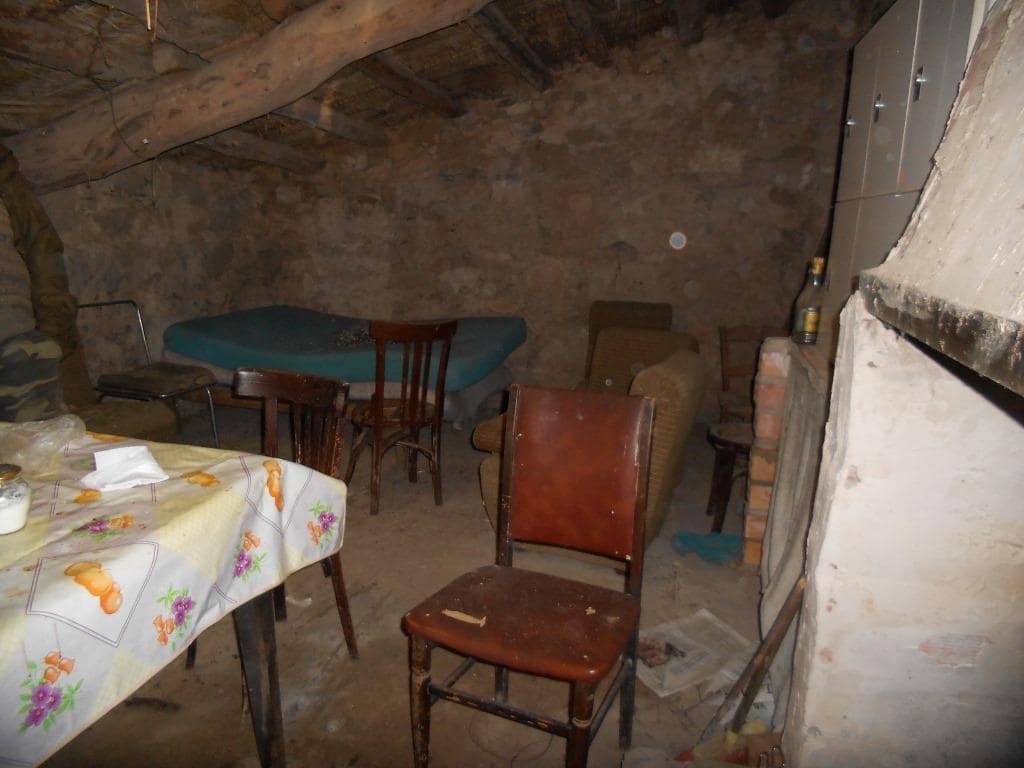 Finca/Landehus til salg i Corbera d'Ebre - € 24.000 (Ref: 6754369)