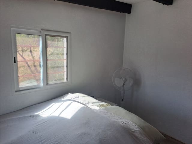 Finca/Country House for sale in Ascó - € 54,000 (Ref: 9417806)