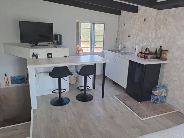 Finca/Country House for sale in Ascó - € 54,000 (Ref: 9417806)