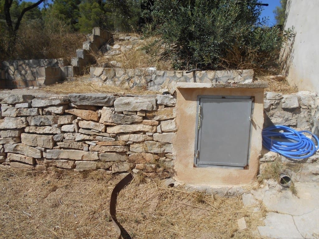 Finca/Landhuis te koop in Asco - € 54.000 (Ref: 9417806)