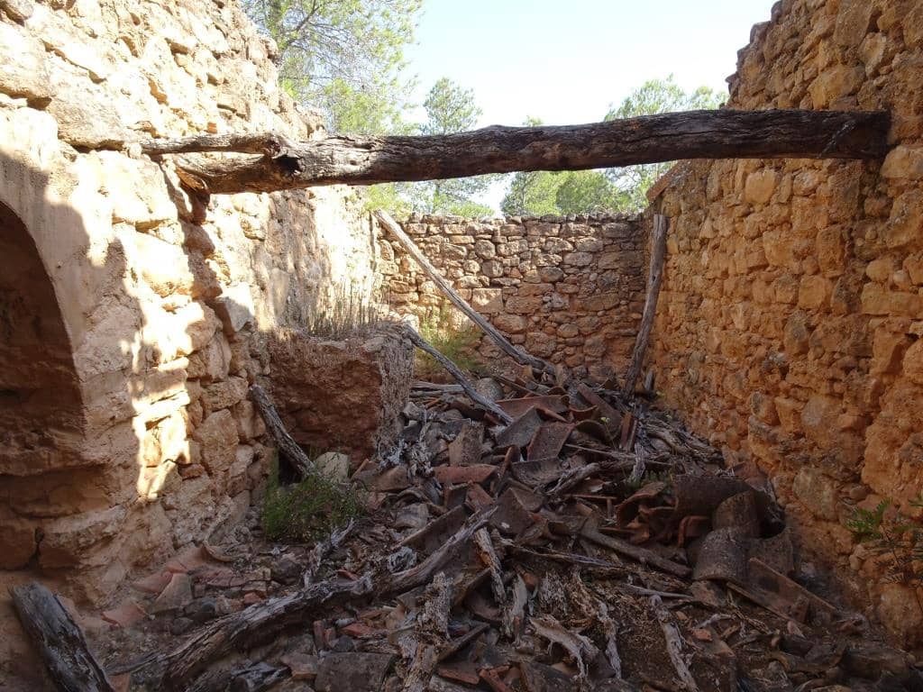 Finca/Country House for sale in La Torre de l'Espanyol - € 18,000 (Ref: 9417808)