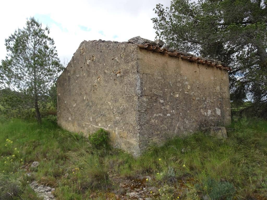 Finca/Country House for sale in Batea - € 18,000 (Ref: 9958432)