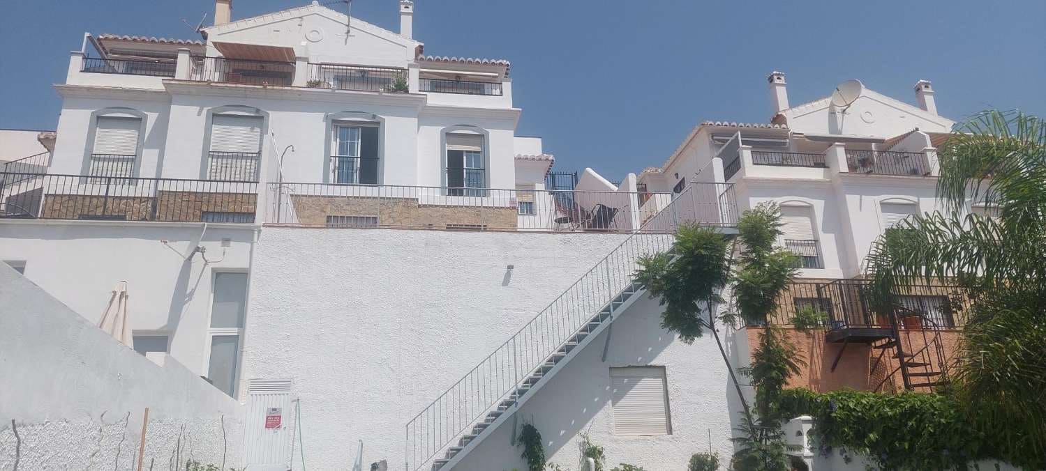 3 bedroom Villa for sale in Frigiliana with pool - € 950,000 (Ref: 10020128)
