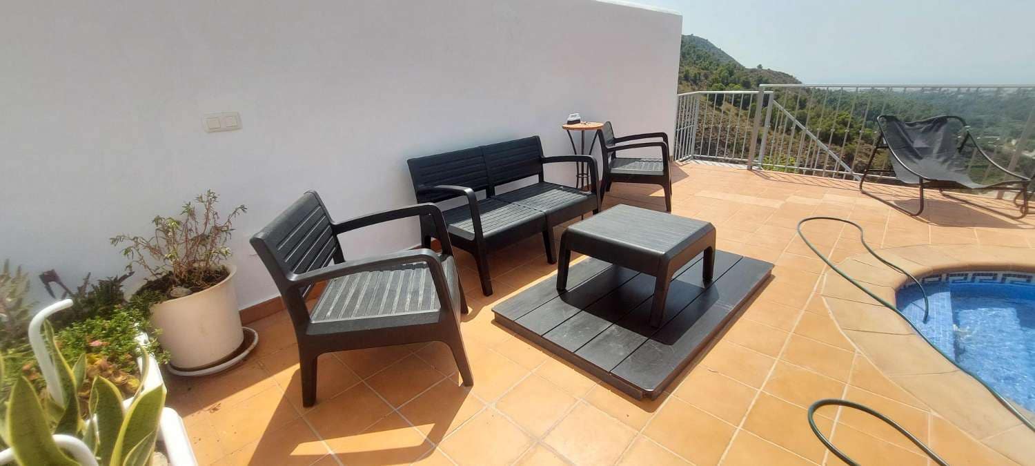3 bedroom Villa for sale in Frigiliana with pool - € 950,000 (Ref: 10020128)