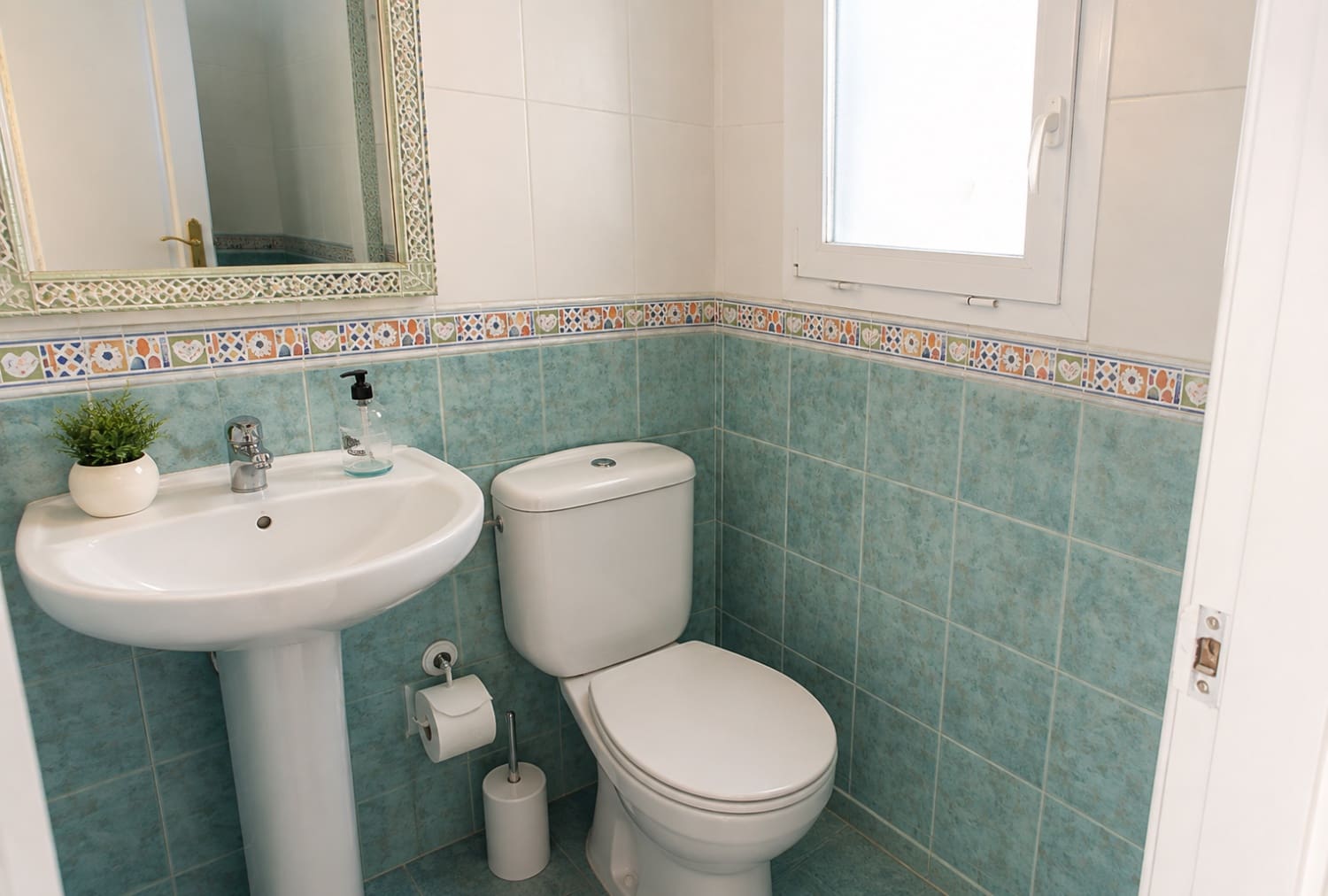 3 bedroom Villa for sale in Frigiliana with pool - € 950,000 (Ref: 10020128)