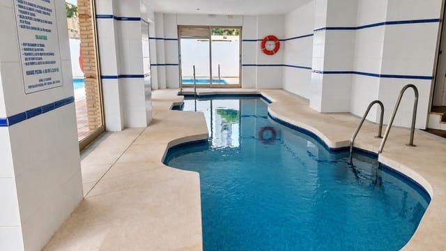 Apartamento de 2 habitaciones en Las Gaviotas  - Carvajal, Fuengirola en venta con piscina - 350.000 € (Ref: 10057966)