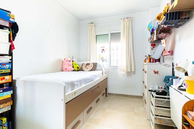 2 soveværelse Lejlighed til salg i Nerja med swimmingpool - € 365.000 (Ref: 10158978)