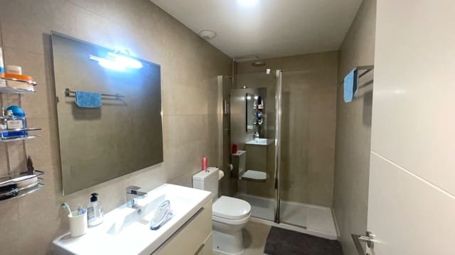 Piso de 3 habitaciones en Torrox en venta con piscina garaje - 415.000 € (Ref: 10176354)