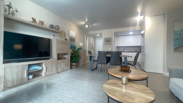 Piso de 3 habitaciones en Torrox en venta con piscina garaje - 415.000 € (Ref: 10176354)