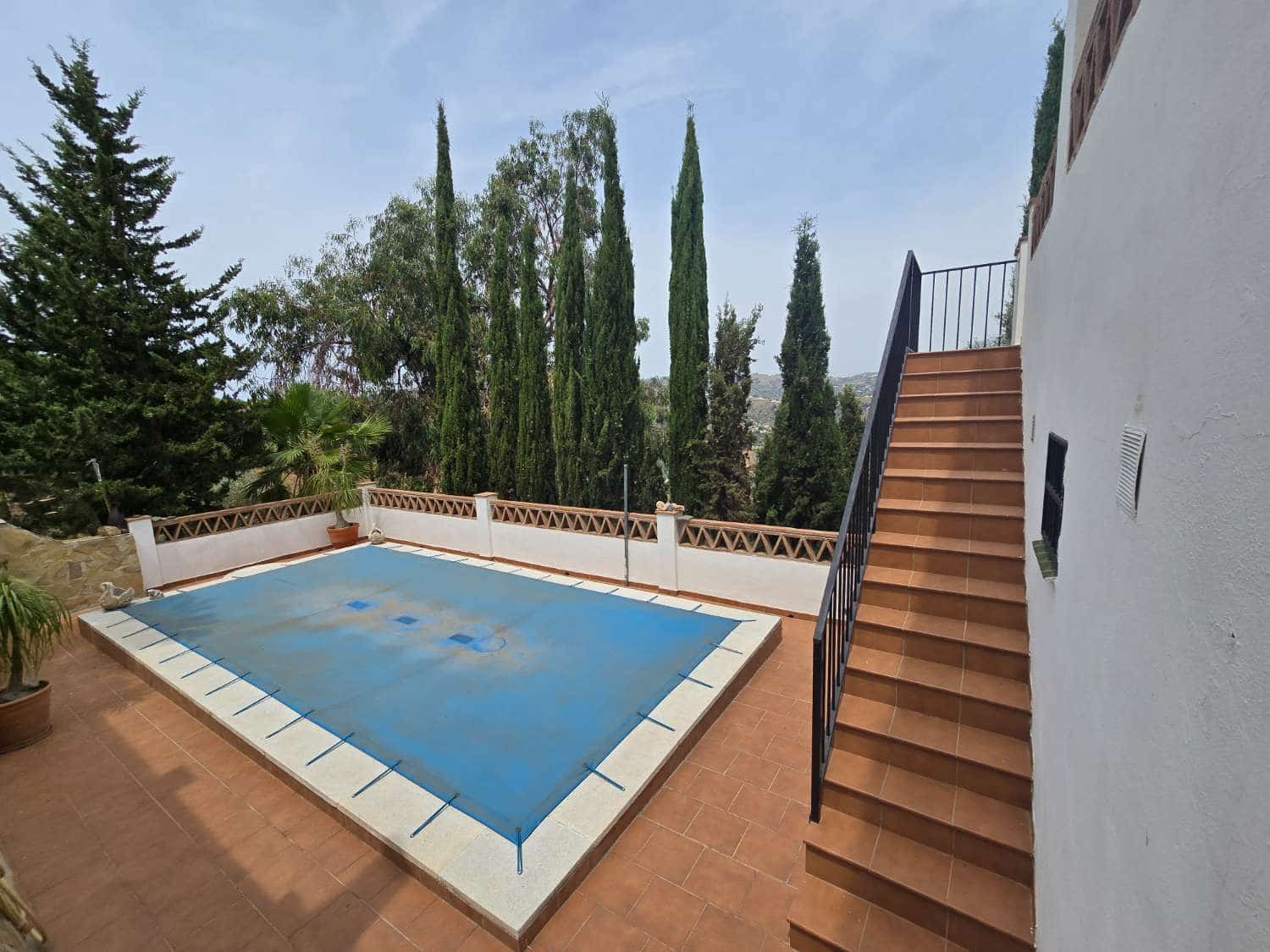 4 soveværelse Finca/Landehus til salg i Torrox med swimmingpool - € 575.000 (Ref: 9077976)