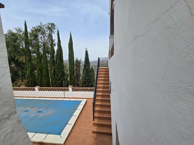 4 sovrum Finca/Hus på landet till salu i Torrox Pueblo, Torrox med pool - 575 000 € (Ref: 9077976)