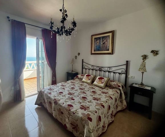 4 sovrum Radhus till salu i Torrox med pool - 490 000 € (Ref: 9185441)