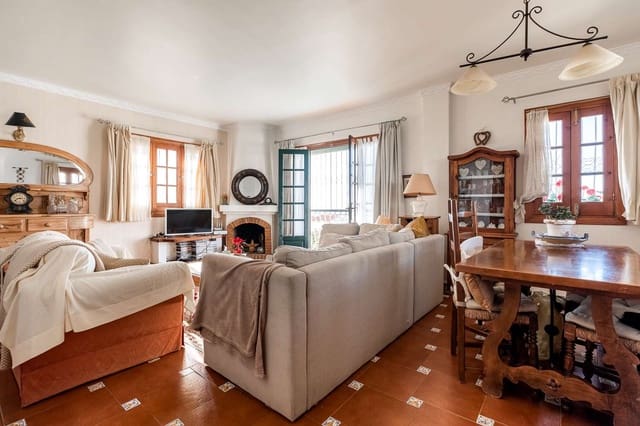 5 sovrum Hus till salu i Nerja - 499 000 € (Ref: 9296652)