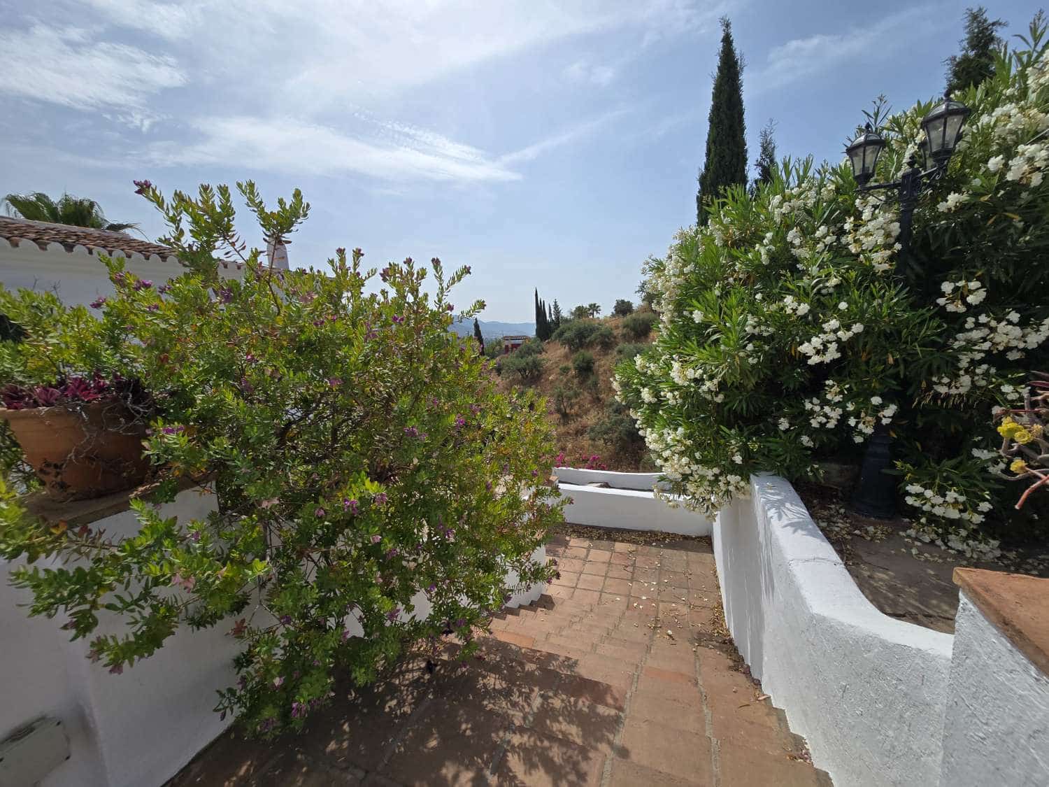 7 soveværelse Byhus til salg i Torrox med swimmingpool - € 880.000 (Ref: 9296653)