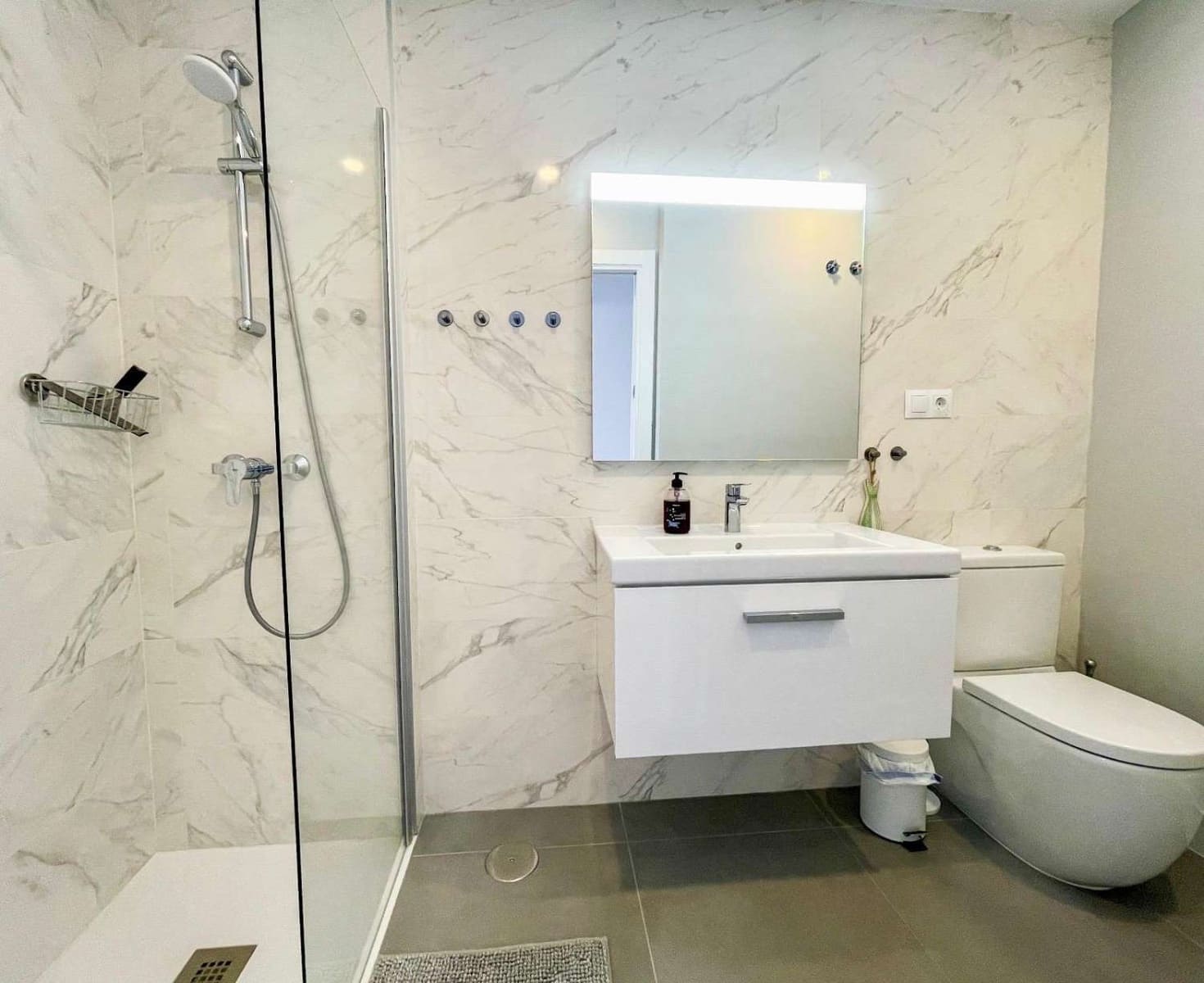 2 soveværelse Strandlejlighed til salg i El Penoncillo med swimmingpool - € 399.000 (Ref: 9296654)