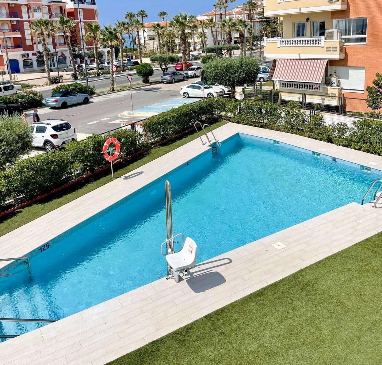 2 soveværelse Strandlejlighed til salg i El Penoncillo med swimmingpool - € 399.000 (Ref: 9296654)