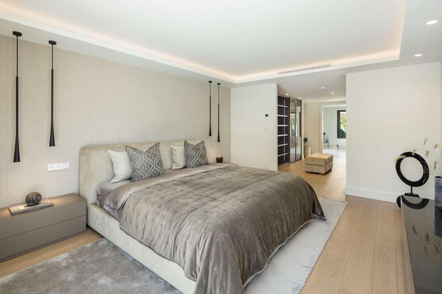 5 soveværelse Villa til salg i Nueva Andalucia med swimmingpool - € 6.250.000 (Ref: 9296657)