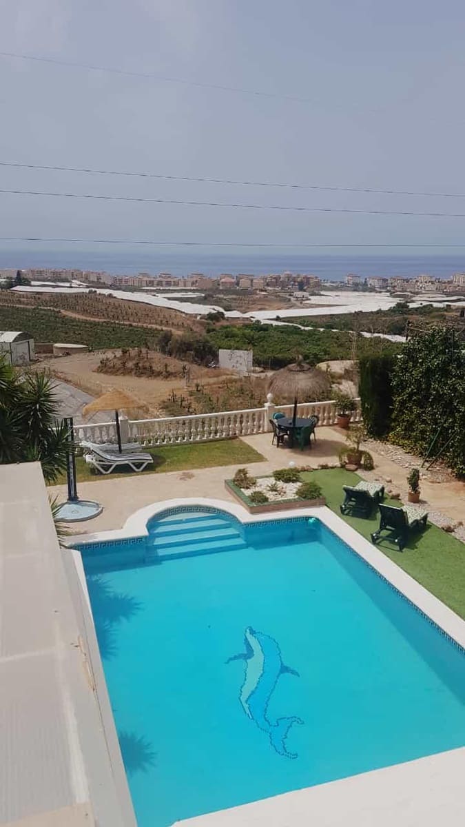 8 makuuhuone Huvila myytävänä paikassa Torrox mukana uima-altaan - 999 000 € (Ref: 9296660)