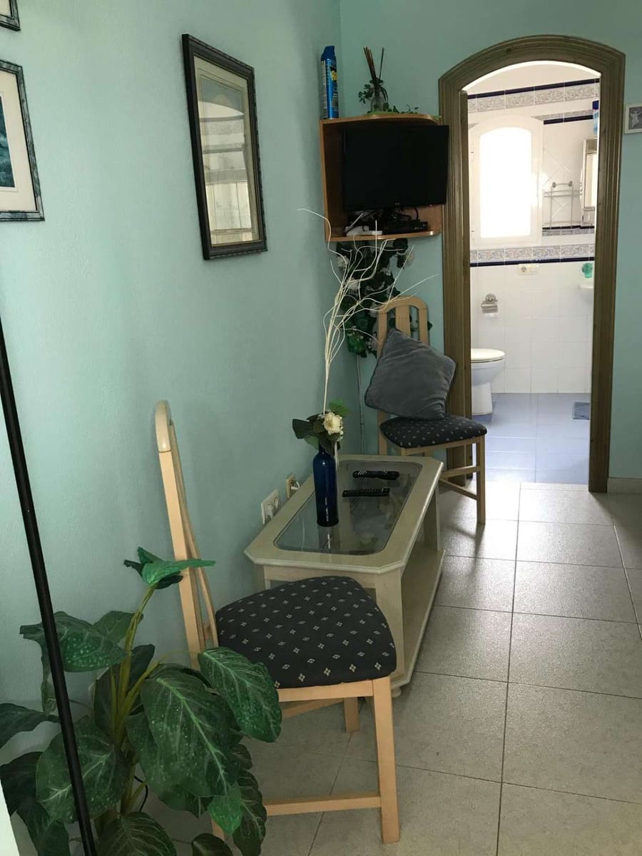 8 makuuhuone Huvila myytävänä paikassa Torrox mukana uima-altaan - 999 000 € (Ref: 9296660)