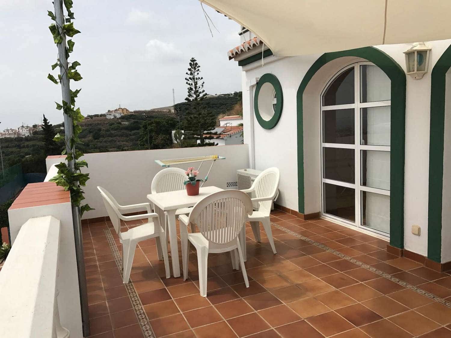 8 makuuhuone Huvila myytävänä paikassa Torrox mukana uima-altaan - 999 000 € (Ref: 9296660)