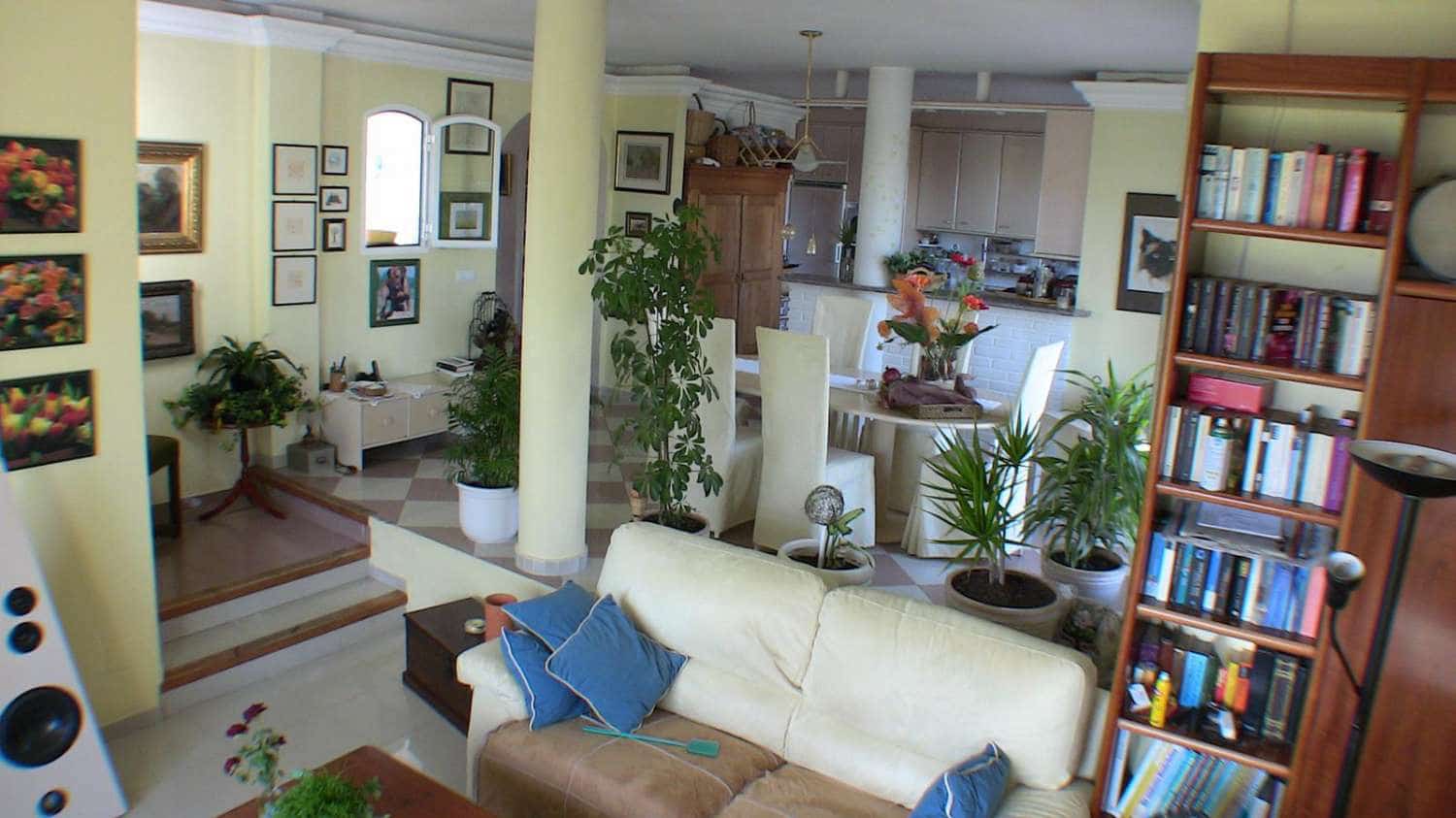 8 makuuhuone Huvila myytävänä paikassa Torrox mukana uima-altaan - 999 000 € (Ref: 9296660)