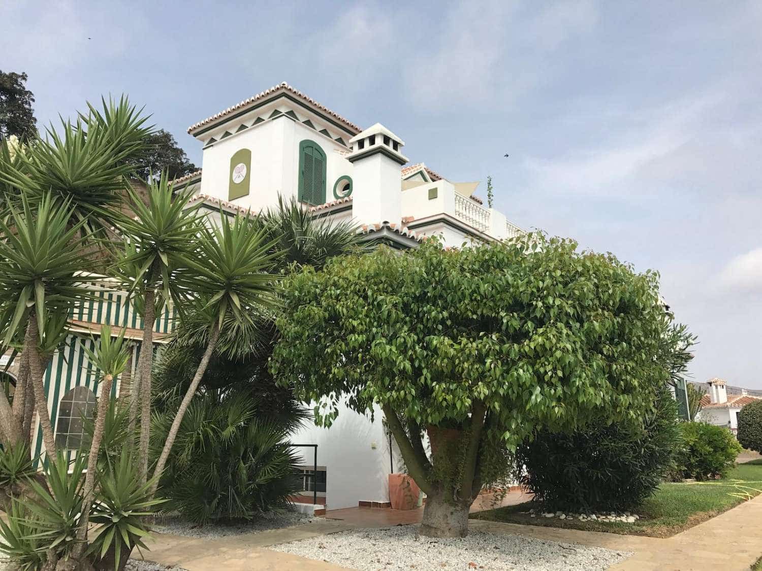 8 makuuhuone Huvila myytävänä paikassa Torrox mukana uima-altaan - 999 000 € (Ref: 9296660)