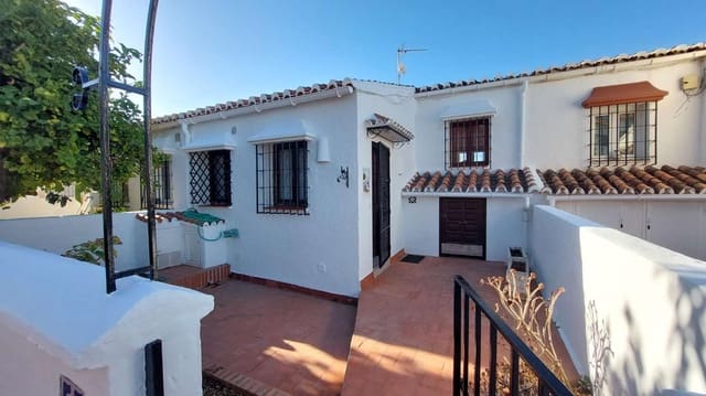3 slaapkamer Rijtjeshuis te koop in Almijara, Nerja met zwembad - € 325.000 (Ref: 9296661)