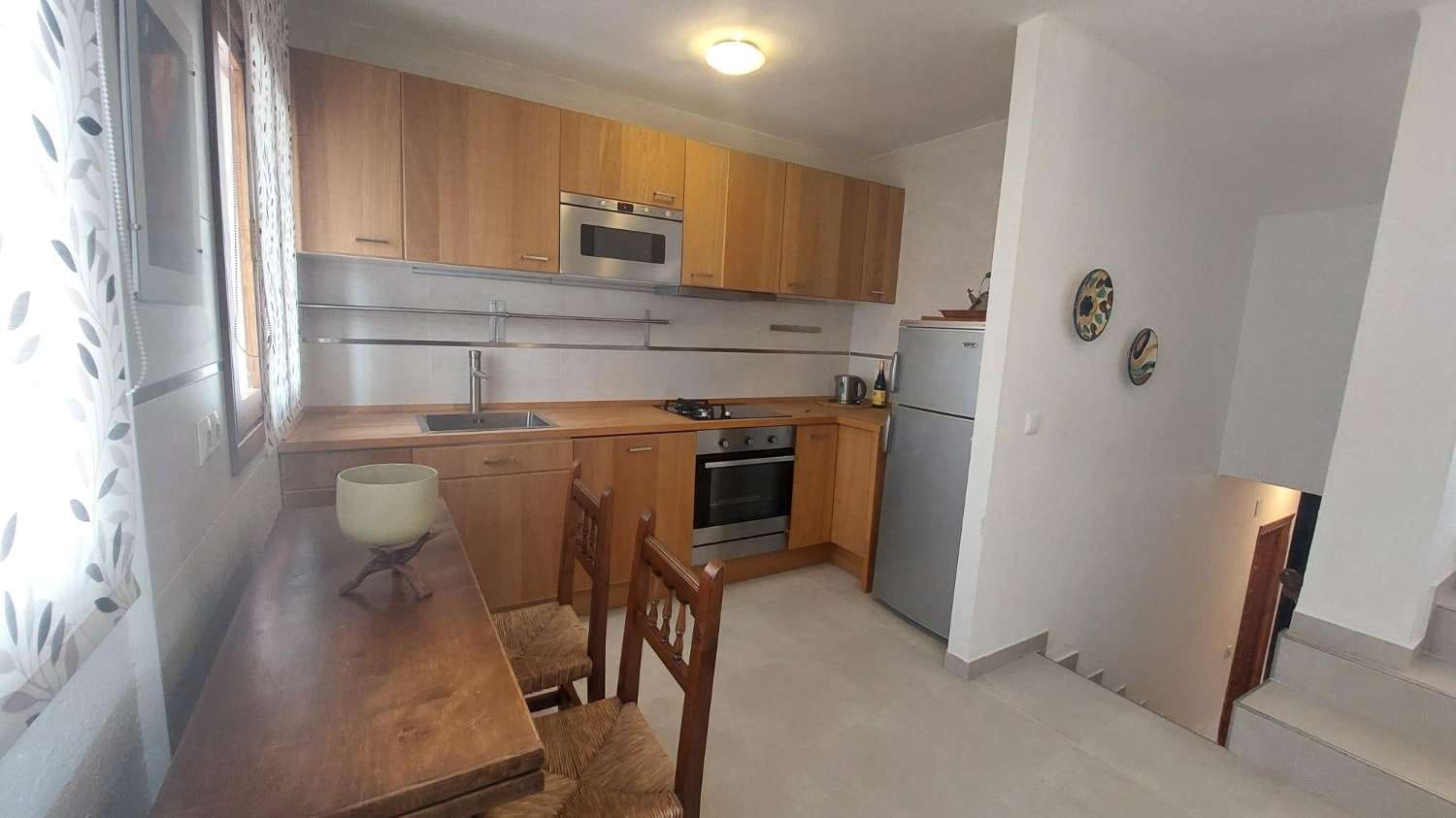 3 slaapkamer Rijtjeshuis te koop in Nerja met zwembad - € 325.000 (Ref: 9296661)