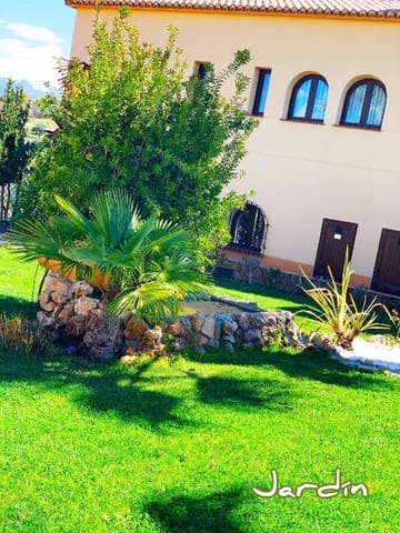 9 sovrum Villa till salu i Centro, Granada stad med pool - 1 800 000 € (Ref: 9310484)