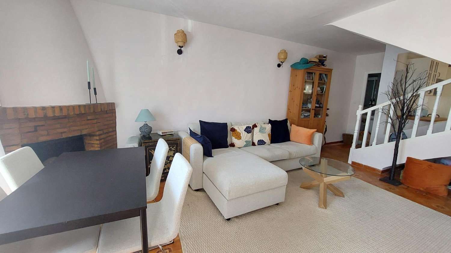 2 chambre Villa/Maison Semi-Mitoyenne à vendre à Nerja avec piscine - 334 500 € (Ref: 9312335)