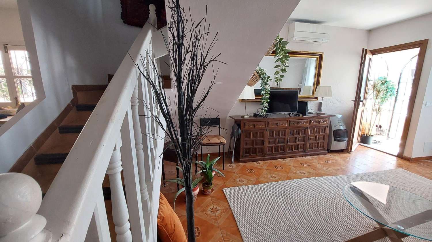 2 chambre Villa/Maison Semi-Mitoyenne à vendre à Nerja avec piscine - 334 500 € (Ref: 9312335)