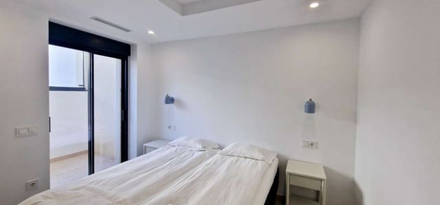 2 slaapkamer Villa te koop in Torrox - € 629.000 (Ref: 9455865)