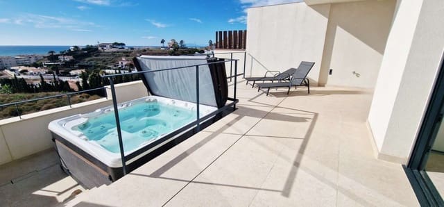 2 slaapkamer Villa te koop in Torrox - € 629.000 (Ref: 9455865)