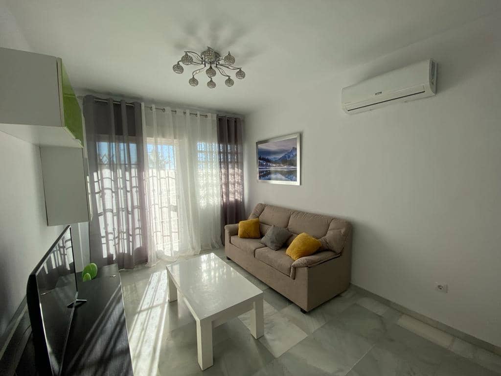 2 makuuhuone Huoneisto vuokrattavana paikassa Torrox - 850 € (Ref: 9523971)