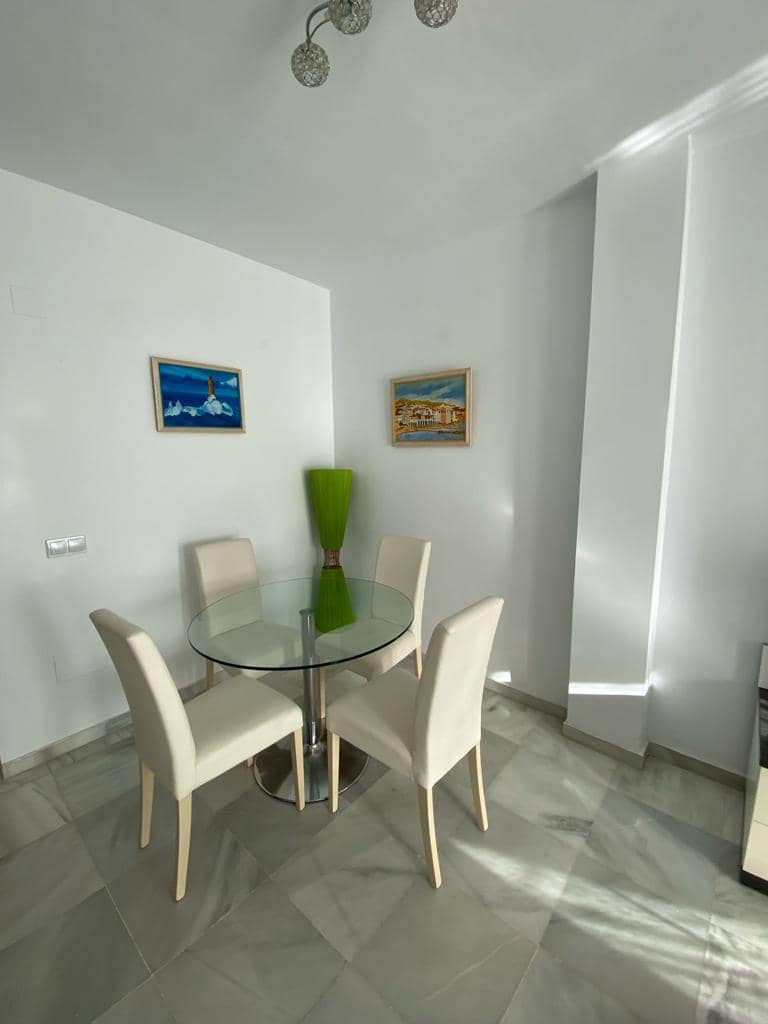2 makuuhuone Huoneisto vuokrattavana paikassa Torrox - 850 € (Ref: 9523971)